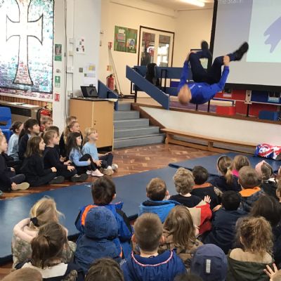 Visit from Commonwealth Gymnast